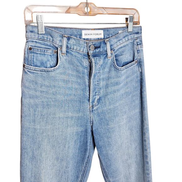 Aritzia Denim Forum the Arlo high rise straight 28  light wash button fly jeans - Picture 6 of 6